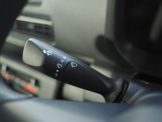 ハイゼットトラックスタンダードパートタイム４ＷＤ　夏冬タイヤ　ＡＭ／ＦＭラジオ　前後コーナーセンサー　アイドリングストップ　ＶＳＣ（横滑り抑制機能）　スマートアシスト（北海道）の中古車