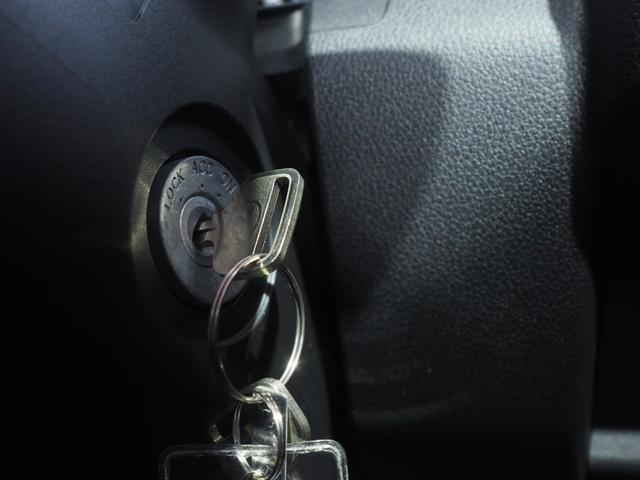 ハイゼットトラックスタンダードパートタイム４ＷＤ　夏冬タイヤ　ＡＭ／ＦＭラジオ　前後コーナーセンサー　アイドリングストップ　ＶＳＣ（横滑り抑制機能）　スマートアシスト（北海道）の中古車