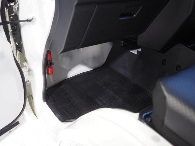 ハイゼットトラックスタンダードパートタイム４ＷＤ　夏冬タイヤ　ＡＭ／ＦＭラジオ　前後コーナーセンサー　アイドリングストップ　ＶＳＣ（横滑り抑制機能）　スマートアシスト（北海道）の中古車
