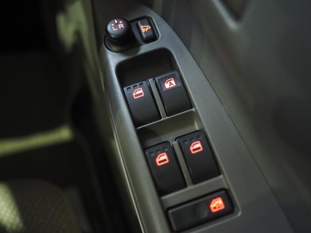 タントＧ４ＷＤ　夏冬タイヤ　両側パワースライドドア　ダイハツ純正ナビ　バックモニター　リモコンエンジンスターター　オートライト　オートエアコン　キーフリーシステム　アイドリングストップ（北海道）の中古車