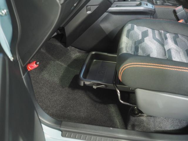 タフトG4WD ダイハツ純正ナビ バックモニター ガラスルーフ LEDヘッドライト オートライト オートエアコン 運転席助手席シートヒーター キーフリーシステム アイドリングストップ アルミホイール(北海道)の中古車