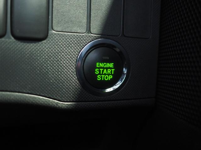 ムーヴカスタム　Ｘリミテッド４ＷＤ　ダイハツ純正ナビ　バックモニター　リモコンエンジンスターター　キーフリーシステム　ＨＩＤヘッドライト　オートエアコン（北海道）の中古車