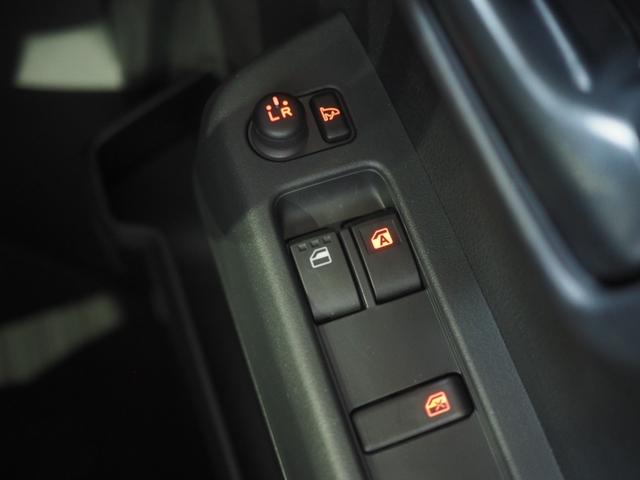 ハイゼットカーゴクルーズパートタイム４ＷＤ　両側スライドドア　キーフリーシステム　電動格納ドアミラー　パワーウィンドウ　前後コーナーセンサー　アイドリングストップ　ＶＳＣ（横滑り抑制機能）（北海道）の中古車
