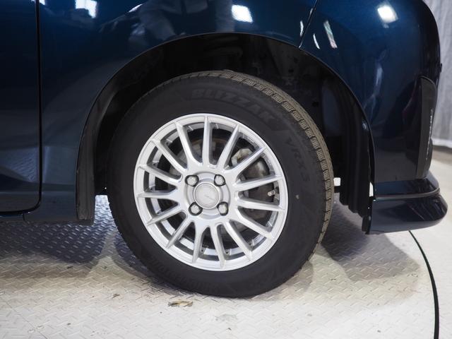 トールカスタムＧ　リミテッド　ＳＡIII４ＷＤ　夏冬タイヤ　両側パワースライドドア　ダイハツ純正ナビ　パノラマモニター　ドライブレコーダー　リモコンエンジンスターター　ＥＴＣ車載器　運転席助手席シートヒーター　アイドリングストップ（北海道）の中古車