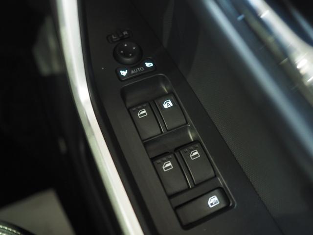 ロッキープレミアムＧ２ＷＤ　ハイブリッド　夏冬タイヤ　ダイハツ純正ナビ　パノラマモニター　ＥＴＣ車載器　クルーズコントロール　シートヒーター　コーナーセンサー　オートエアコン　アルミホイール（北海道）の中古車
