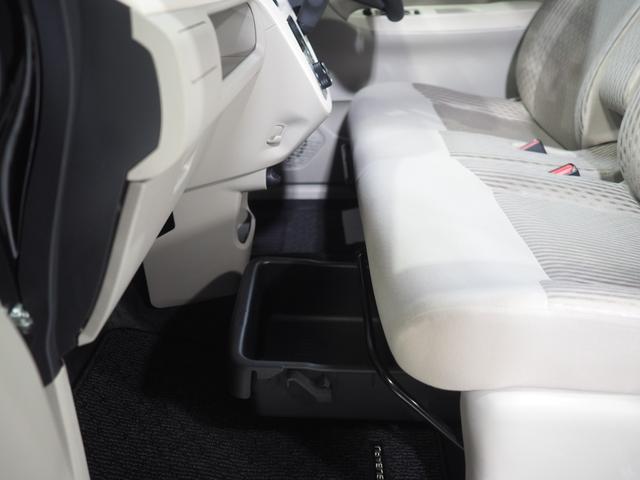 ステラG2WD DVDオーディオ キーフリーシステム オートエアコン オートライト ETC車載器 アイドリングストップ VSC(横滑り抑制機能)(北海道)の中古車