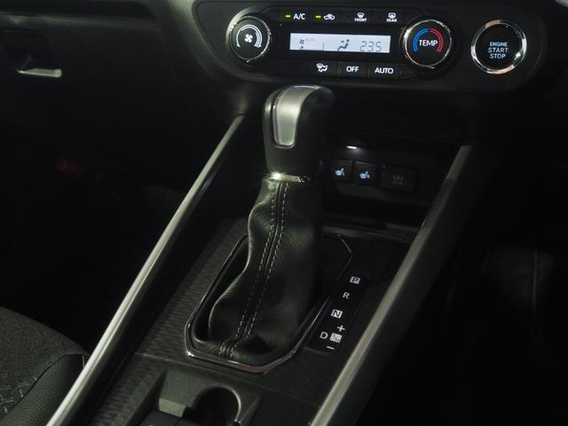 ロッキープレミアムＧ４ＷＤ　ダイハツ純正ナビ　バックモニター　リモコンエンジンスターター　クルーズコントロール　ＬＥＤヘッドライト　運転席助手席シートヒーター　電動パーキングブレーキ　アイドリングストップ（北海道）の中古車