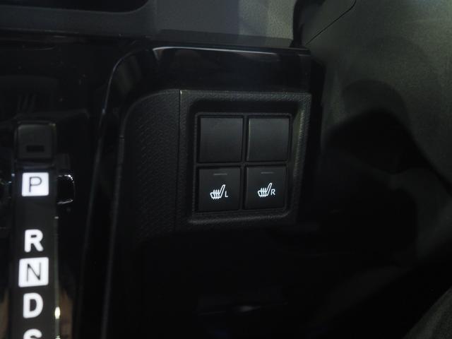 タントカスタムＸ４ＷＤ　両側パワースライドドア　カーナビ　バックモニター　キーフリーシステム　ＬＥＤヘッドライト　前後コーナーセンサー　運転席助手席シートヒーター　オートエアコン　アイドリングストップ　アルミホイール（北海道）の中古車