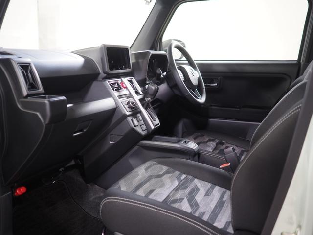 タフトＧ　ダーククロムベンチャー４ＷＤ　ガラスルーフ　ＬＥＤヘッドライト　オートライト　オートエアコン　クルーズコントロール　キーフリーシステム　電動パーキングブレーキ　運転席助手席シートヒーター　オーディオレス　アルミホイール（北海道）の中古車