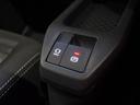 ４ＷＤ　ガラスルーフ　ＬＥＤヘッドライト　オートライト　オートエアコン　オーディオレス　運転席助手席シートヒーター　前後コーナーセンサー　アルミホイール　アイドリングストップ（北海道）の中古車