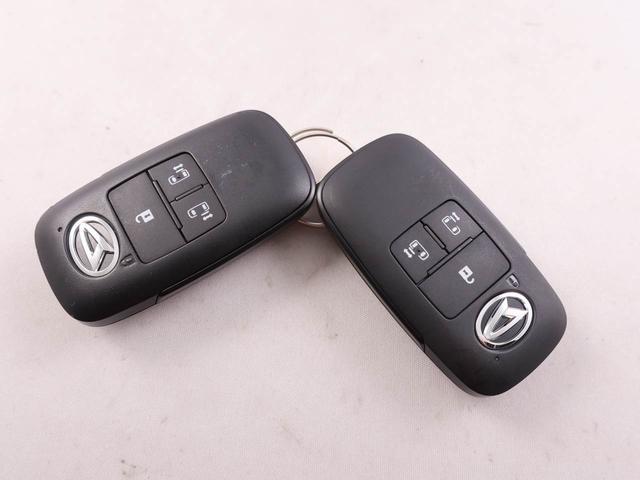 トールカスタムＧ認定中古車　ワンオーナー　バックカメラ　キーフリー　プッシュスタート　両側電動スライドドア　ＬＥＤヘッドライト　アルミホイール　イモビライザー　ＡＢＳ　ＣＶＴ　エアバック　アイドリングストップ（愛知県）の中古車