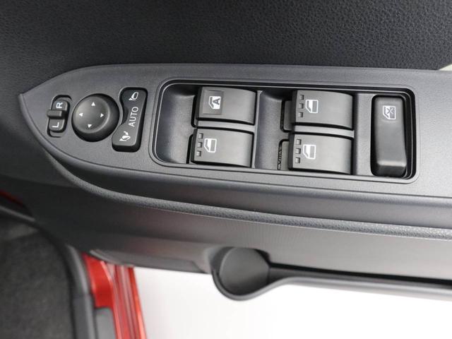 タントＸ　両側電動スライドドア　ＬＥＤヘッドライト　バックカメラ衝突軽減ブレーキ　レーンアシスト　オートライト　電動格納ドアミラー　プッシュボタンスタート　アイドリングストップ　スマートキー　電動パーキングブレーキ　運転席・助手席シートヒーター　オートエアコン（愛知県）の中古車
