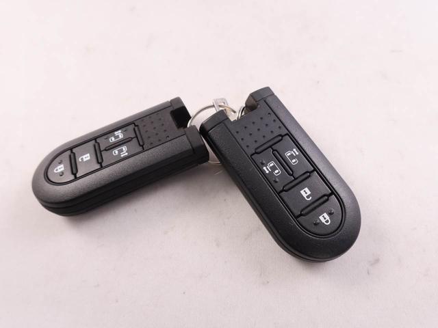 トールカスタムＧ　ＳＡIIIエアコン　パワステ　パワーウィンドウ　ＡＢＳ　エアバック　アルミホイール　キーフリー（愛知県）の中古車