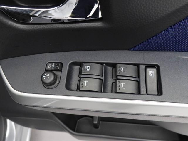 トールカスタムＧ　ＳＡIII　全周囲カメラ両側電動スライドドア　ＬＥＤヘッドライト　キーフリーシステム　衝突軽減ブレーキ　電動格納ドアミラー　プッシュボタンスタート　オートエアコン　格納式サンシェード（愛知県）の中古車