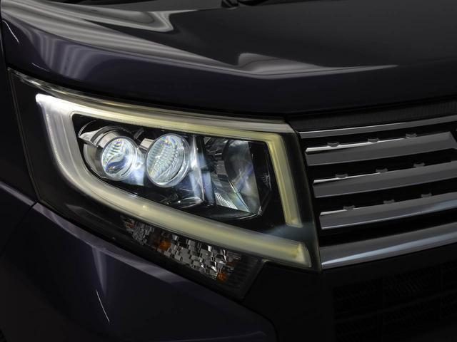 ムーヴカスタム　Ｘ　メモリーナビ　バックカメラ　ＥＴＣメモリーナビ　バックカメラ　ＥＴＣ　キーフリー　リヤプライバシーガラス　ＬＥＤヘッドライト　１４インチアルミホイール　オート格納ドアミラー（愛知県）の中古車