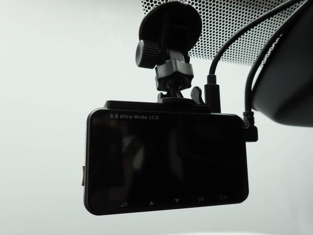 ヴォクシーＳ−Ｇ　ナビ　ドラレコ　片側パワースライドドアアルミホイール　電動格納ドアミラー　ＬＥＤヘッドライト　スマートキー　電動パーキングブレーキ　パワステ　パワーウィンドウ　オートエアコン　レーダークルーズコントロール　格納式サンシェード（愛知県）の中古車