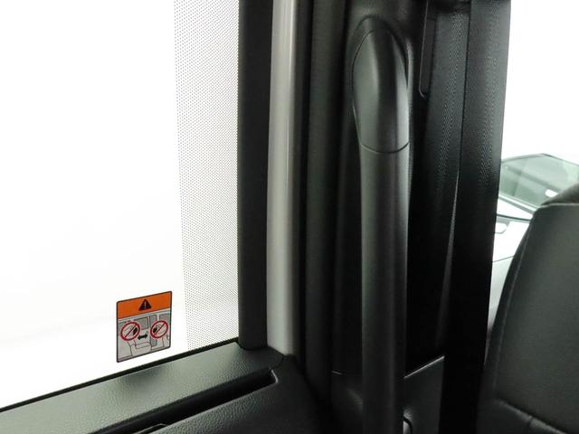 ヴォクシーＳ−Ｇ　ナビ　ドラレコ　片側パワースライドドアアルミホイール　電動格納ドアミラー　ＬＥＤヘッドライト　スマートキー　電動パーキングブレーキ　パワステ　パワーウィンドウ　オートエアコン　レーダークルーズコントロール　格納式サンシェード（愛知県）の中古車