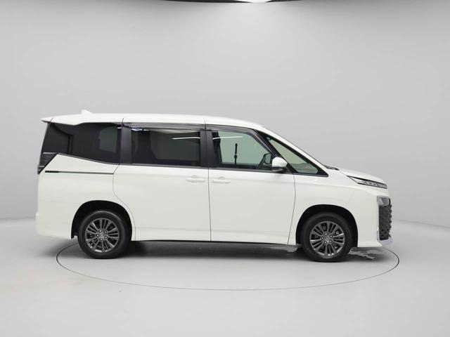 ヴォクシーＳ−Ｇ　ナビ　ドラレコ　片側パワースライドドアアルミホイール　電動格納ドアミラー　ＬＥＤヘッドライト　スマートキー　電動パーキングブレーキ　パワステ　パワーウィンドウ　オートエアコン　レーダークルーズコントロール　格納式サンシェード（愛知県）の中古車