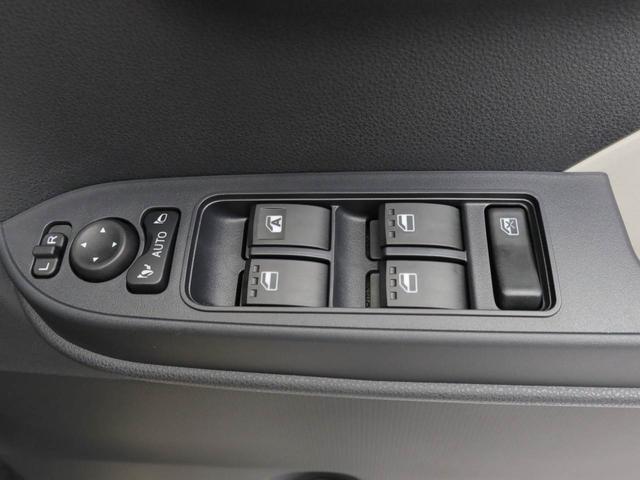タントＸ　両側電動スライドドア　ＬＥＤヘッドライト衝突軽減ブレーキ　横滑り防止装置　電動格納ドアミラー　プッシュボタンスタート　アイドリングストップ　障害物センサー　電動パーキングブレーキ　運転席・助手席シートヒーター　オートエアコン　スマートキー（愛知県）の中古車