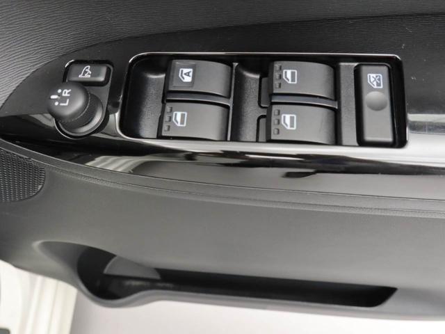 タントカスタムＸ　トップエディションＳＡ　メモリーナビ　ＥＴＣメモリーナビ　バックカメラ　ＥＴＣ　片側電動スライドドア　リヤプライバシーガラス　リヤサンシャエード　キーフリー　ＬＥＤヘッドライト　１４インチアルミホイール（愛知県）の中古車