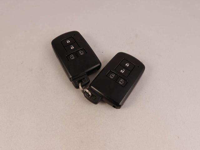 ヴォクシーＺＳ　煌　両側スライドドア　ＥＴＣ車載器ワンオーナー　ドライブレコーダー　ナビゲーション　プシュボタンスタート　アルミホイール（愛知県）の中古車