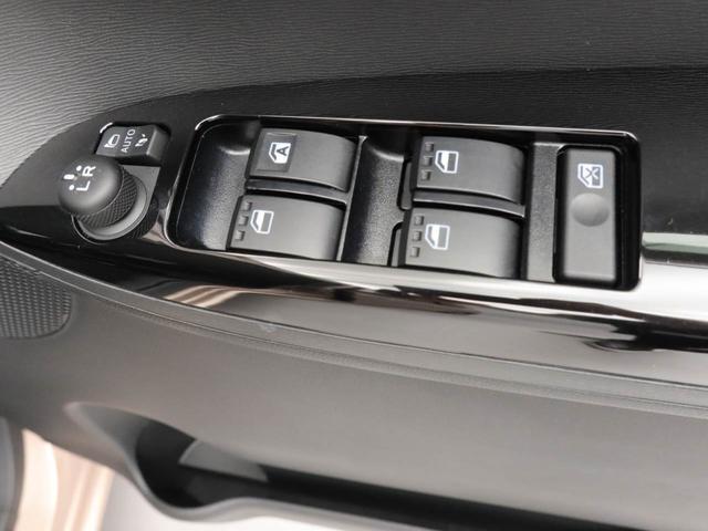 タントＸ　ＶＳ　ＳＡIII衝突回避支援ブレーキ　車線逸脱警報　バックカメラ　ナビ　ＥＴＣ　両側電動スライドドア　キーフリー　プッシュスタート　ＬＥＤヘッドランプ　アルミホイール　アイドリングストップ　エアバック　ＡＢＳ　ＣＶＴ（愛知県）の中古車