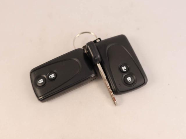 コペンセロターボ　オープンルーフ　バックカメラ　ナビ　ＥＴＣ　キーフリー　プッシュスタート　ＬＥＤヘッドランプ　アルミホイール　アイドリングストップ　エアバック　ＡＢＳ　ＣＶＴ　イモビライザー（愛知県）の中古車