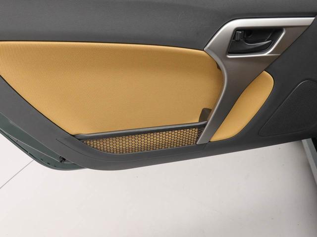 コペンセロターボ　オープンルーフ　バックカメラ　ナビ　ＥＴＣ　キーフリー　プッシュスタート　ＬＥＤヘッドランプ　アルミホイール　アイドリングストップ　エアバック　ＡＢＳ　ＣＶＴ　イモビライザー（愛知県）の中古車