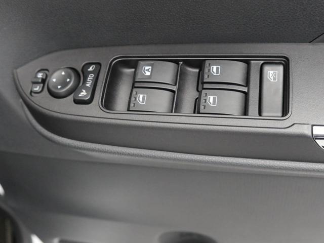 タントカスタムＲＳターボ　衝突回避支援ブレーキ　車線逸脱警報　ナビ　ドライブレコーダー　ＥＴＣ　バックカメラ　両側電動スライドドア　キーフリー　プッシュスター　ＬＥＤヘッドランプ　アルミホイール　アイドリングストップ（愛知県）の中古車