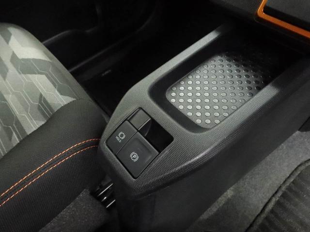 タフトＧ　ナビ　ドラレコ　ＥＴＣ　ＬＥＤヘッドライト衝突軽減ブレーキ　アルミホイール　電動格納ドアミラー　プッシュボタンスタート　アイドリングストップ　障害物センサー　電動パーキングブレーキ　運転席・助手席シートヒーター　盗難防止システム（愛知県）の中古車