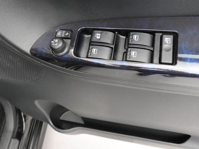 タントカスタムＲＳ　トップエディションＳＡIIエアコン　パワステ　パワーウィンドウ　ＡＢＳ　エアバック　　キーレス（愛知県）の中古車