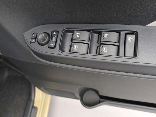 タントＸ　オーディオレス　バックカメラ　キーフリーオーディオレス　バックカメラ　キーフリー　両側パワースライドドア　リヤプライバシーガラス　リヤサンシャエード　コーナーセンサー　運転席、助手席シートヒーター　ＬＥＤヘッドライト　電動パーキング（愛知県）の中古車