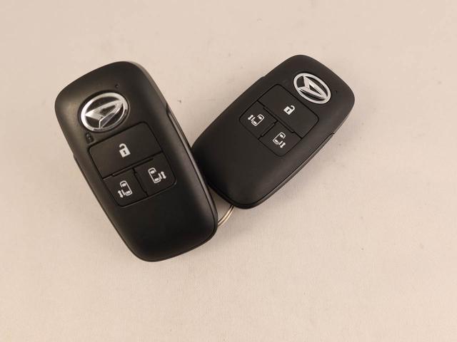 タントX オーディオレス バックカメラ キーフリーオーディオレス バックカメラ キーフリー 両側パワースライドドア リヤプライバシーガラス リヤサンシャエード コーナーセンサー LEDヘッドライト オートライト 電動パーキング(愛知県)の中古車