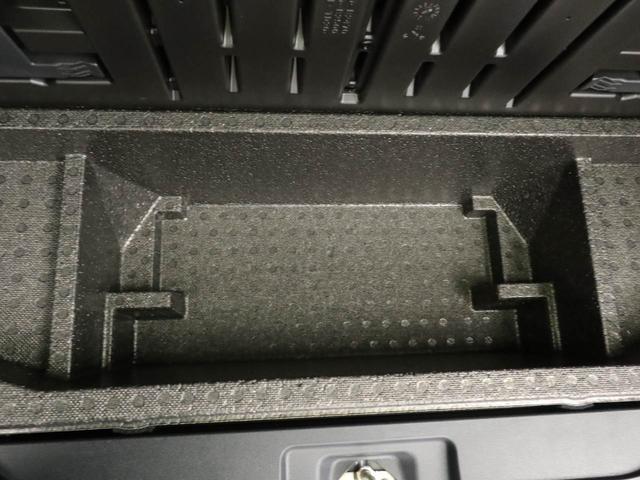 タントカスタムＲＳ　オーディオレス　バックカメラ　キーフリーオーディオレス　バックカメラ　キーフリー　両側パワースライドドア　リヤプライバシーガラス　リヤサンシャエード　コーナーセンサー　ＬＥＤヘッドライト　オートライト　１５インチアルミホイール（愛知県）の中古車