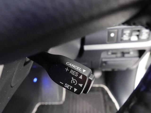 ヴォクシーハイブリッドＺＳ　煌II　メモリーナビ　バックカメラ　ＥＴＣメモリーナビ　バックカメラ　ＥＴＣ　両側パワースライドドア　リヤプライバシーガラス　リヤサンシャエード　ドラレコ　運転席、助手席シートヒーター　オールオートパワーウィンドウ（愛知県）の中古車