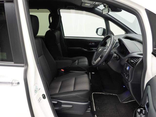 ヴォクシーハイブリッドＺＳ　煌II　メモリーナビ　バックカメラ　ＥＴＣメモリーナビ　バックカメラ　ＥＴＣ　両側パワースライドドア　リヤプライバシーガラス　リヤサンシャエード　ドラレコ　運転席、助手席シートヒーター　オールオートパワーウィンドウ（愛知県）の中古車