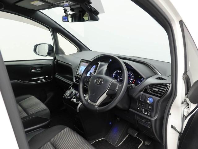 ヴォクシーハイブリッドＺＳ　煌II　メモリーナビ　バックカメラ　ＥＴＣメモリーナビ　バックカメラ　ＥＴＣ　両側パワースライドドア　リヤプライバシーガラス　リヤサンシャエード　ドラレコ　運転席、助手席シートヒーター　オールオートパワーウィンドウ（愛知県）の中古車