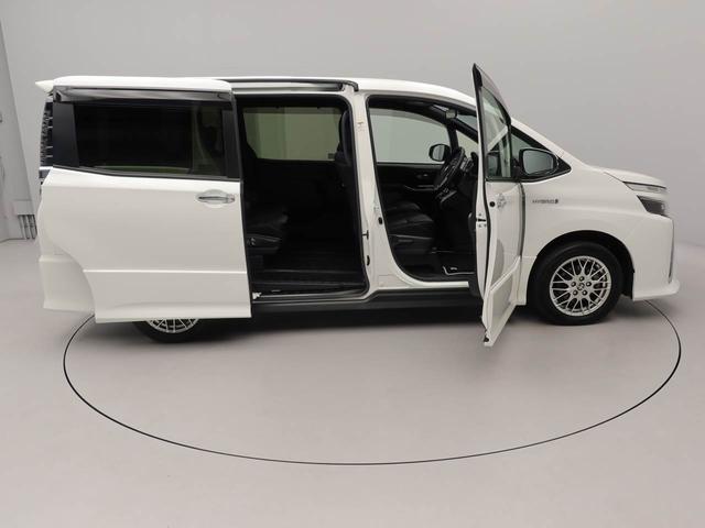 ヴォクシーハイブリッドＺＳ　煌II　メモリーナビ　バックカメラ　ＥＴＣメモリーナビ　バックカメラ　ＥＴＣ　両側パワースライドドア　リヤプライバシーガラス　リヤサンシャエード　ドラレコ　運転席、助手席シートヒーター　オールオートパワーウィンドウ（愛知県）の中古車