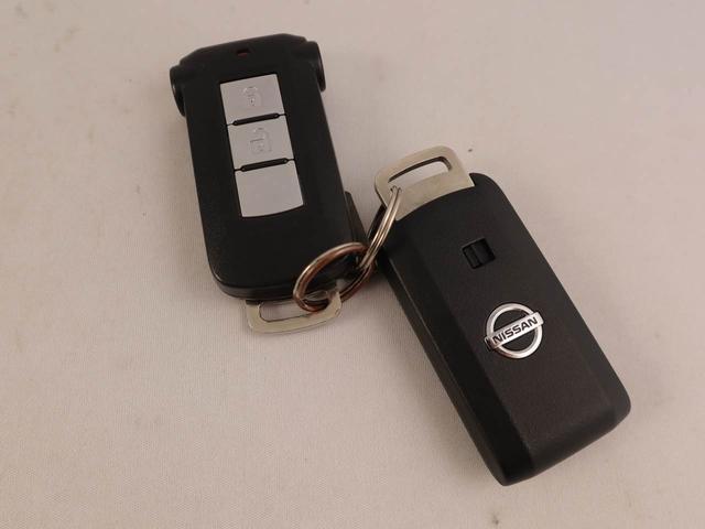 デイズルークスハイウェイスター　Ｘ　Ｇパッケージ　両側電動スライドドアナビ　バックカメラ　全方位モニター　テレビチューナー　キーフリー　イモビライザー　アイドリングストップ　ＥＴＣ　両側電動スライドドア　アルミホイール　ディスチャージヘッドライト　禁煙車（愛知県）の中古車