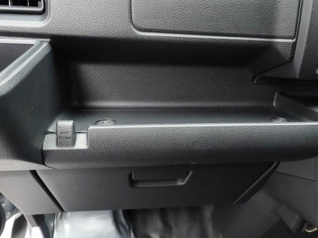 ハイゼットカーゴスペシャルクリーン　ＡＢＳ　アイドリングストップ　ＣＶＴＡＢＳ　アイドリングストップ　ＣＶＴ（愛知県）の中古車