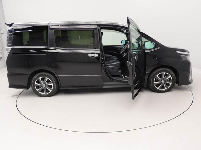 ヴォクシーＺＳ　煌IIIキーフリー　電動スライドドア（愛知県）の中古車