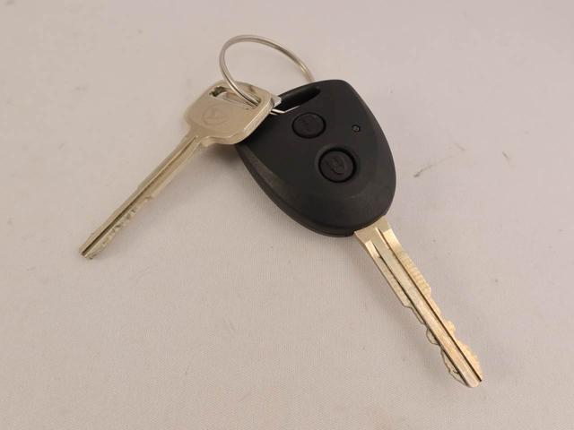 ハイゼットカーゴＤＸワンオーナー　衝突回避支援ブレーキ　車線逸脱警報　パワーウインドウ　キーレスエントリー　アイドリングストップ　エアバック　ＡＢＳ　ＣＶＴ（愛知県）の中古車