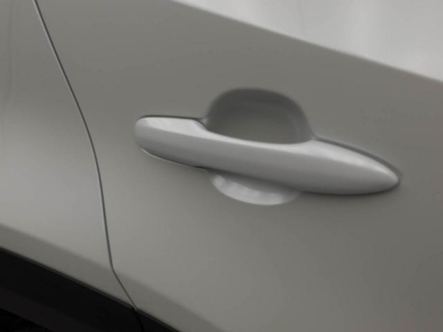 ヤリスクロスハイブリッドＺ　全方位モニター　ナビ　ＥＴＣナビ　テレビチューナー　バックカメラ　全方位モニター　キーフリー　イモビライザー　アイドリングストップ　ＥＴＣ　ハイブリッド車　アルミホイール　ＬＥＤヘッドライト　ワンオーナー　禁煙車（愛知県）の中古車