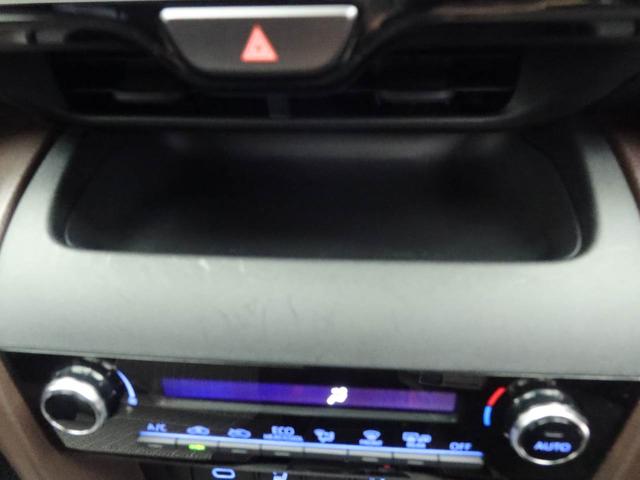 ヤリスクロスハイブリッドＺ　全方位モニター　ナビ　ＥＴＣナビ　テレビチューナー　バックカメラ　全方位モニター　キーフリー　イモビライザー　アイドリングストップ　ＥＴＣ　ハイブリッド車　アルミホイール　ＬＥＤヘッドライト　ワンオーナー　禁煙車（愛知県）の中古車