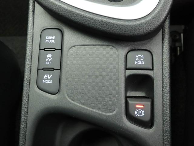 ヤリスクロスハイブリッドＺ　全方位モニター　ナビ　ＥＴＣナビ　テレビチューナー　バックカメラ　全方位モニター　キーフリー　イモビライザー　アイドリングストップ　ＥＴＣ　ハイブリッド車　アルミホイール　ＬＥＤヘッドライト　ワンオーナー　禁煙車（愛知県）の中古車