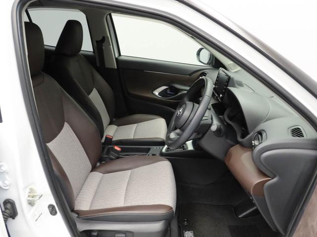 ヤリスクロスハイブリッドＺ　全方位モニター　ナビ　ＥＴＣナビ　テレビチューナー　バックカメラ　全方位モニター　キーフリー　イモビライザー　アイドリングストップ　ＥＴＣ　ハイブリッド車　アルミホイール　ＬＥＤヘッドライト　ワンオーナー　禁煙車（愛知県）の中古車