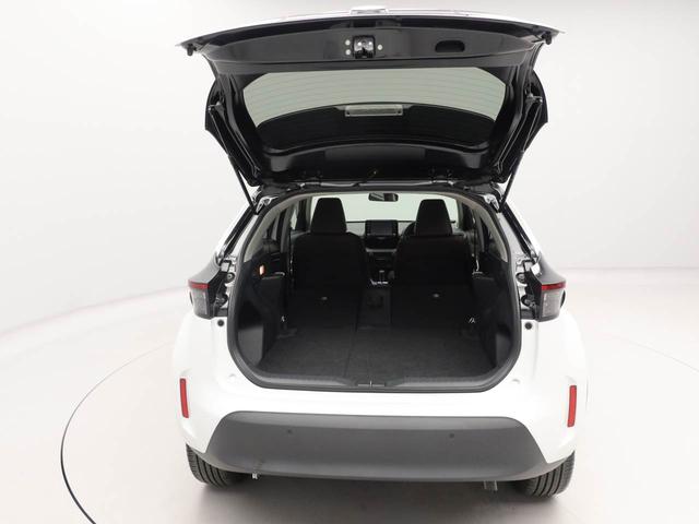 ヤリスクロスハイブリッドＺ　全方位モニター　ナビ　ＥＴＣナビ　テレビチューナー　バックカメラ　全方位モニター　キーフリー　イモビライザー　アイドリングストップ　ＥＴＣ　ハイブリッド車　アルミホイール　ＬＥＤヘッドライト　ワンオーナー　禁煙車（愛知県）の中古車