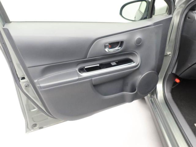 アクアクロスオーバー　グラムメモリーナビ　バックカメラ　ドライブレコーダー　ＥＴＣ（愛知県）の中古車