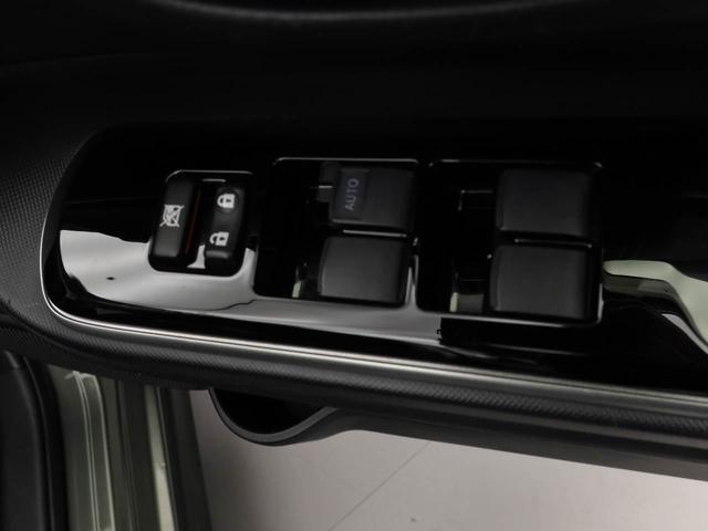 アクアクロスオーバー　グラムメモリーナビ　バックカメラ　ドライブレコーダー　ＥＴＣ（愛知県）の中古車