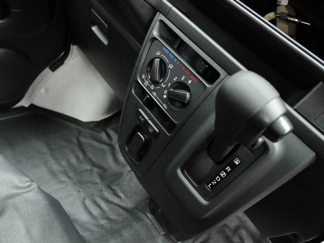 ハイゼットカーゴデラックスSAIIIワンオーナー 衝突回避支援ブレーキ 車線逸脱警報 オートマチック車 LEDヘッドランプ アイドリングストップ エアバック ABS(愛知県)の中古車